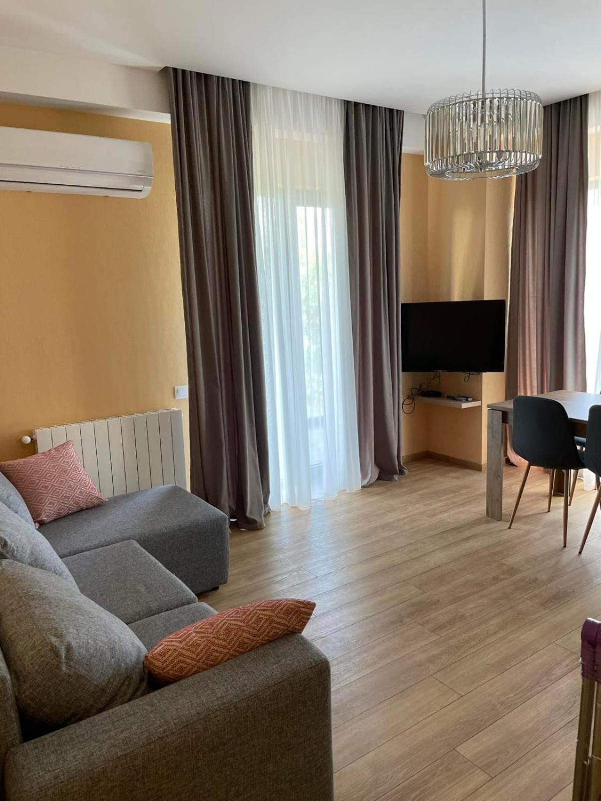 Tbilisi Hilton Apartment Exterior foto